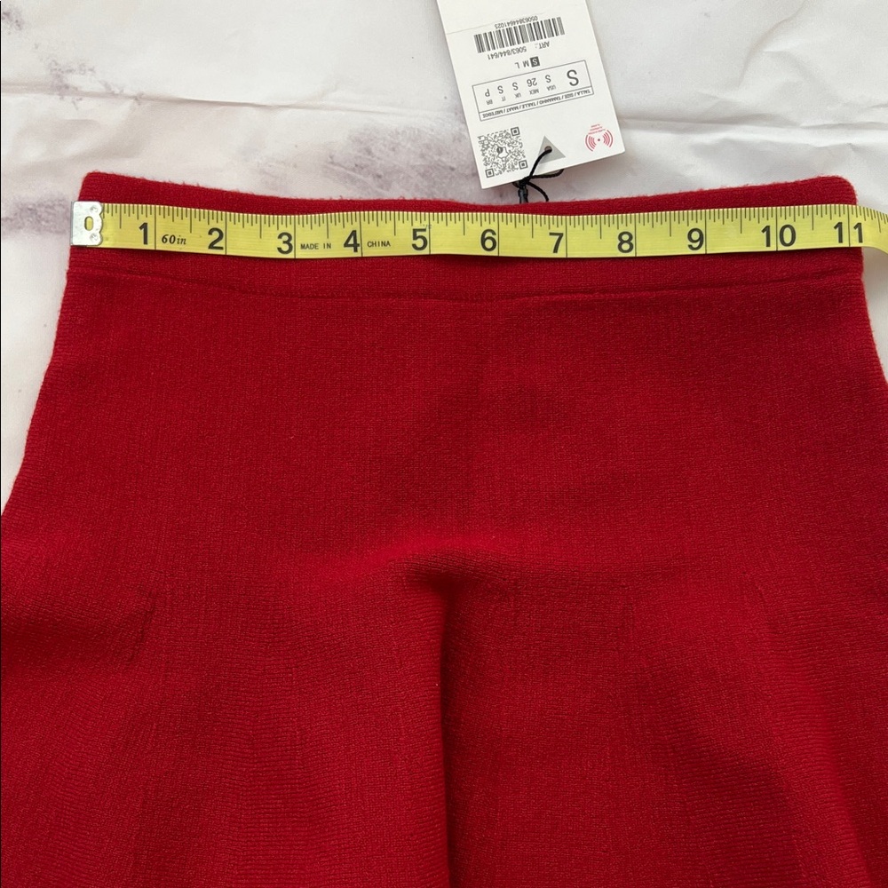 NWT Zara Red Flared Circle Skirt Burgundy - Size S but fits like XS - Picture 4 of 7